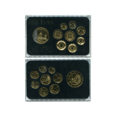Набор из 8-ми евро монет и юбилейного жетона Мальты 2008 г. позолота